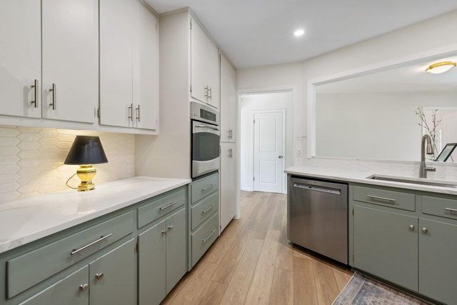 623 Sunfish ST, Lakeway, TX 78734