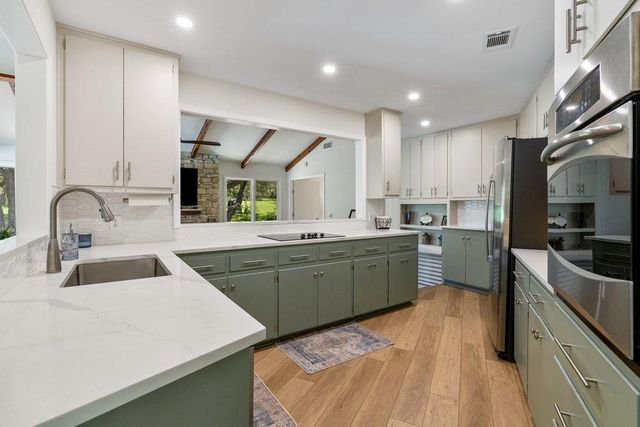 623 Sunfish ST, Lakeway, TX 78734