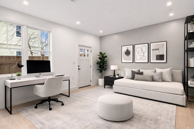 143-3 Tremont St 3, Boston, MA 02135