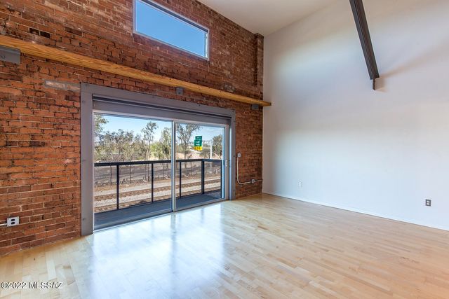 1001 E 17th St Apt 204, Tucson, AZ 85719