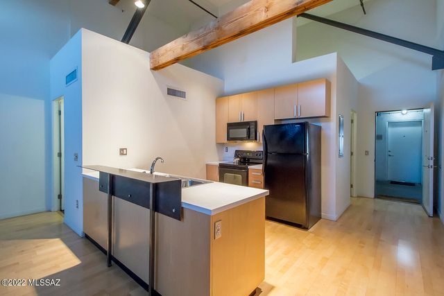 1001 E 17th St Apt 204, Tucson, AZ 85719