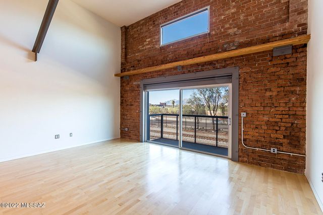 1001 E 17th St Apt 204, Tucson, AZ 85719