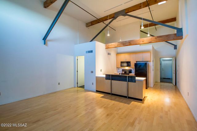 1001 E 17th St Apt 204, Tucson, AZ 85719