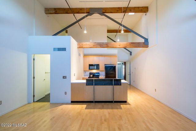 1001 E 17th St Apt 204, Tucson, AZ 85719