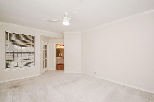 10 Heathstone Place, The Woodlands, TX 77381