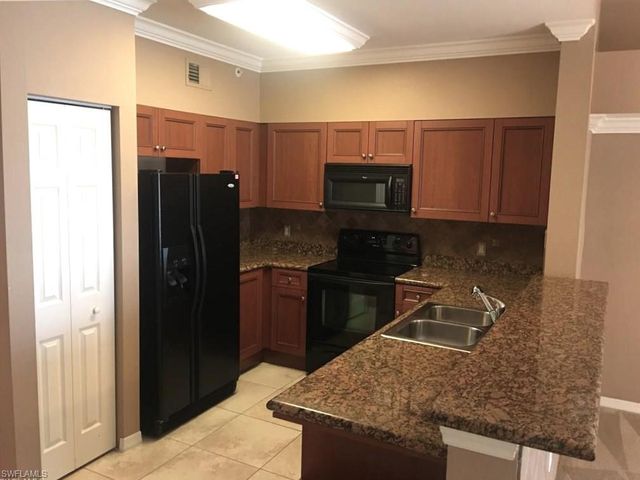 10101 Villagio Palms WAY 206, Estero, FL 33928