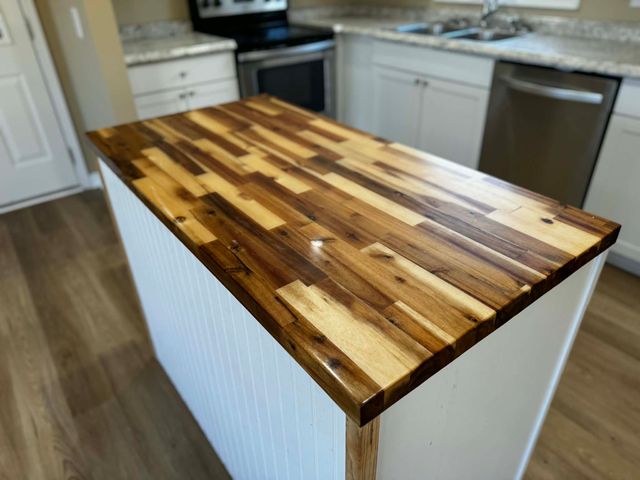 3021 Thompson Ln, Westmoreland, TN 37186