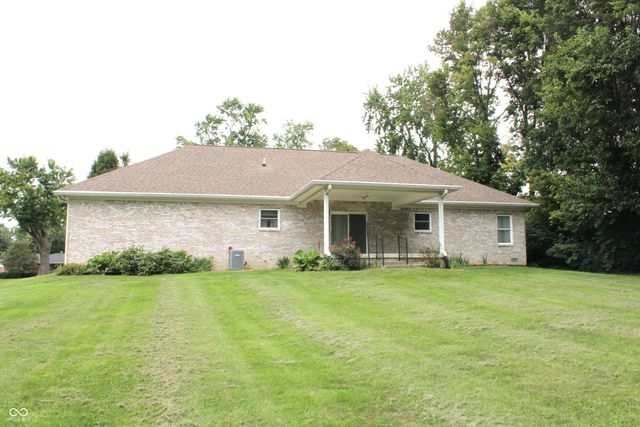 99 Center Court, Franklin, IN 46131