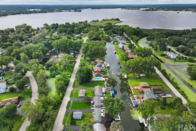 614 Livingston Street, Mchenry, IL 60050