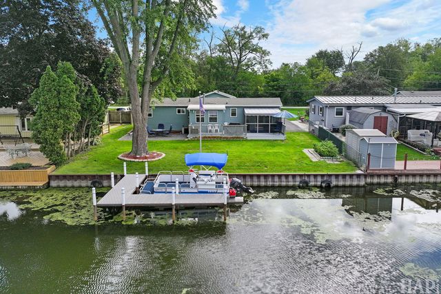 614 Livingston Street, Mchenry, IL 60050