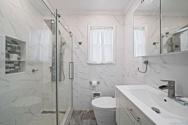 12 Edna Court, Valley Stream, NY 11580