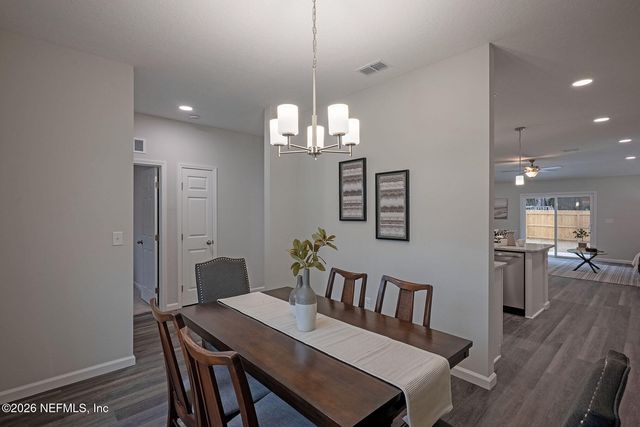 9624 GROVE HILL Lane, Jacksonville, FL 32222