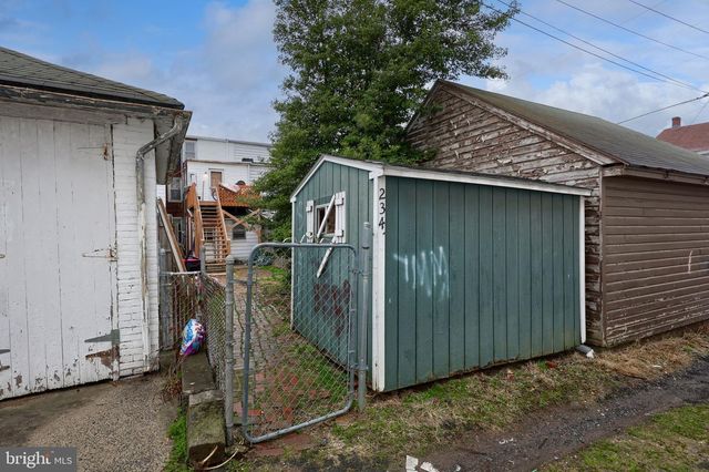 234 LOCUST ST, Steelton, PA 17113