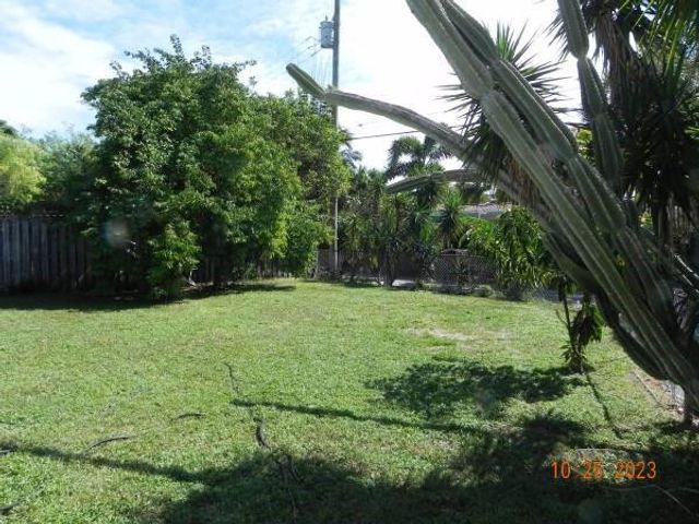 819 N Highland Drive, Hollywood, FL 33021