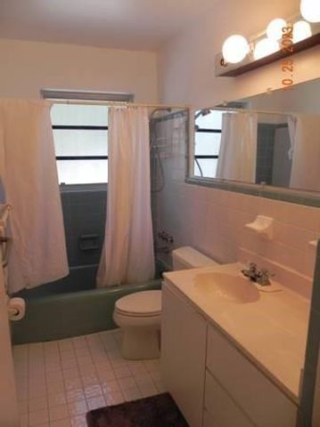 819 N Highland Drive, Hollywood, FL 33021