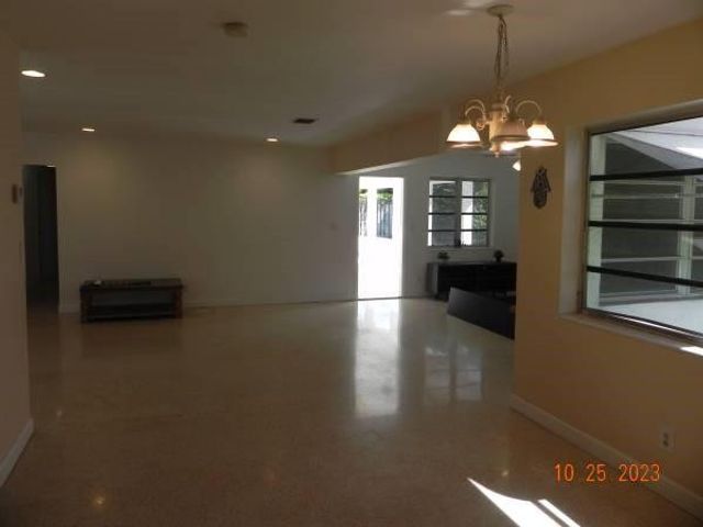 819 N Highland Drive, Hollywood, FL 33021