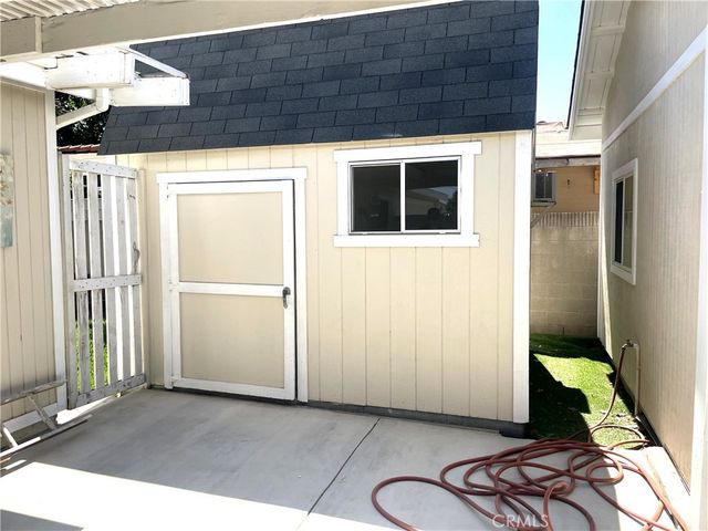 9488 Foster, Bellflower, CA 90706