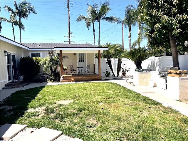 9488 Foster, Bellflower, CA 90706