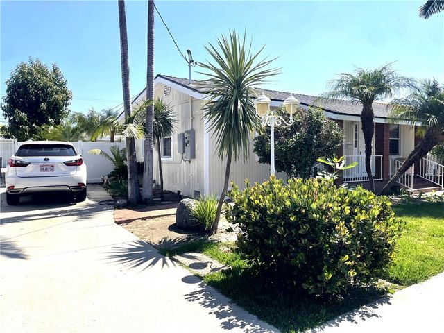 9488 Foster, Bellflower, CA 90706
