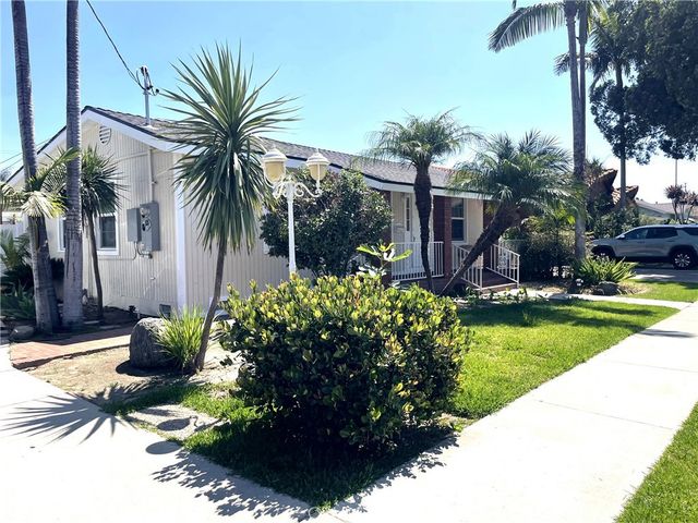 9488 Foster, Bellflower, CA 90706