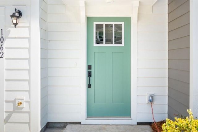 1062 Crescent Cove Lane, Summerville, SC 29483