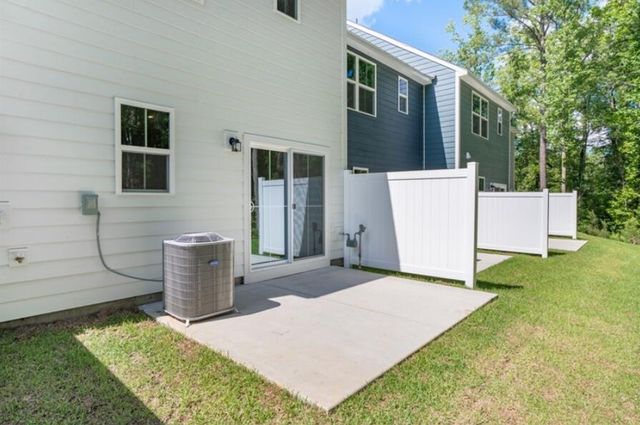 1062 Crescent Cove Lane, Summerville, SC 29483