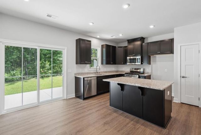 1062 Crescent Cove Lane, Summerville, SC 29483