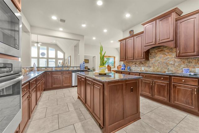 3011 Sunrise Run Lane, Pearland, TX 77584