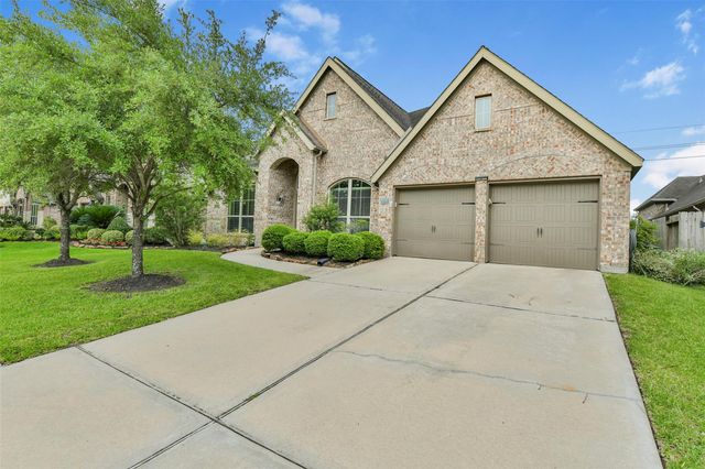 3011 Sunrise Run Lane, Pearland, TX 77584