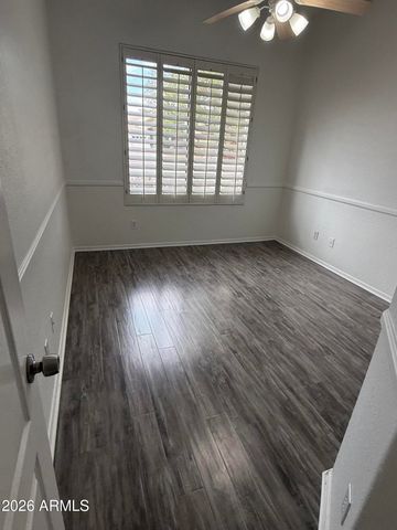 312 W ANGELA Drive, Phoenix, AZ 85023