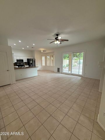 312 W ANGELA Drive, Phoenix, AZ 85023