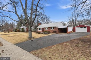 6003 BROOKLAND RD, Alexandria, VA 22310