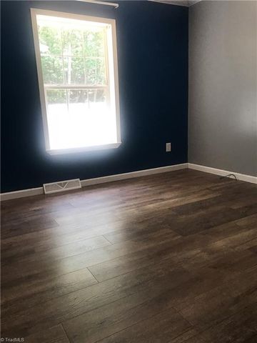 1044 Bunnie Trail, Hamptonville, NC 27020