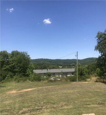 1044 Bunnie Trail, Hamptonville, NC 27020
