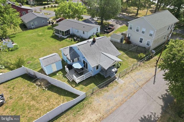 312 VERNON ST, Colonial Beach, VA 22443