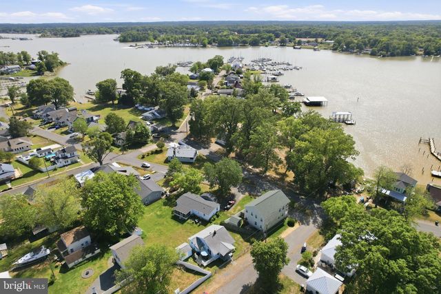312 VERNON ST, Colonial Beach, VA 22443