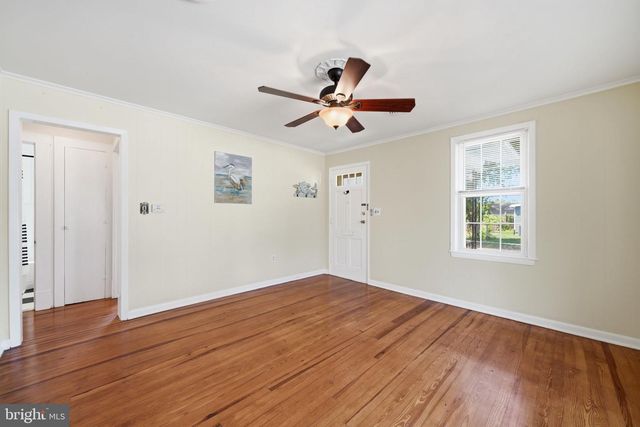 312 VERNON ST, Colonial Beach, VA 22443