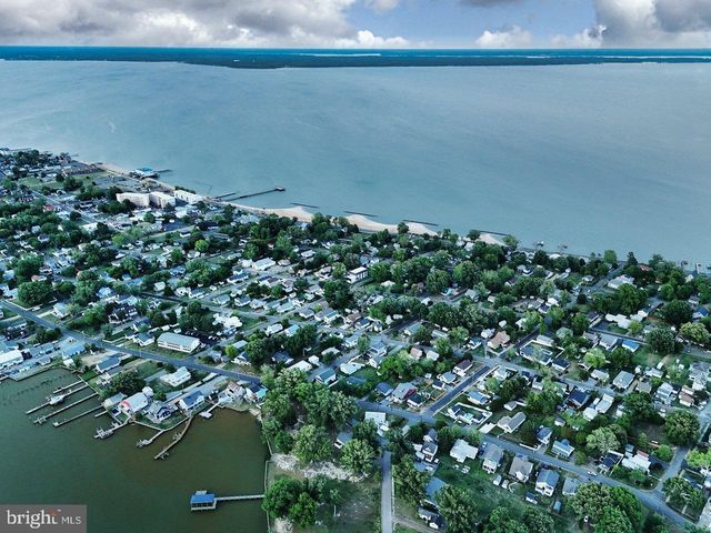 312 VERNON ST, Colonial Beach, VA 22443