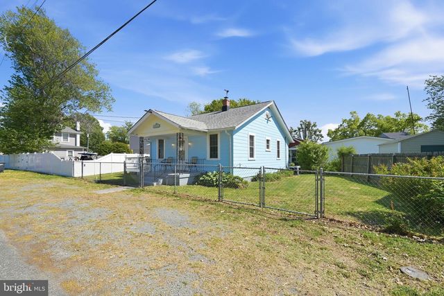 312 VERNON ST, Colonial Beach, VA 22443