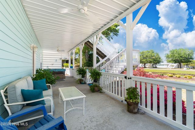 330 Cape Lookout Loop, Emerald Isle, NC 28594