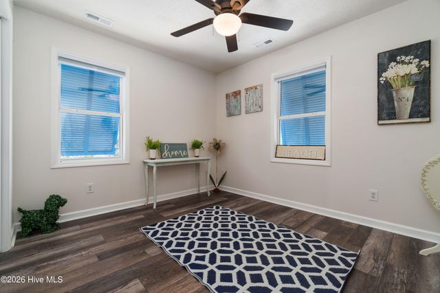 330 Cape Lookout Loop, Emerald Isle, NC 28594