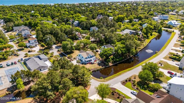 330 Cape Lookout Loop, Emerald Isle, NC 28594