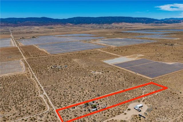 2035 230th West, Rosamond, CA 93560