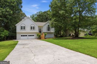 6231 Emerald Springs Drive, Acworth, GA 30102
