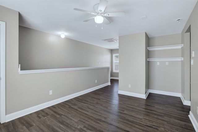 414 Fulton Street 100, Denton, TX 76201