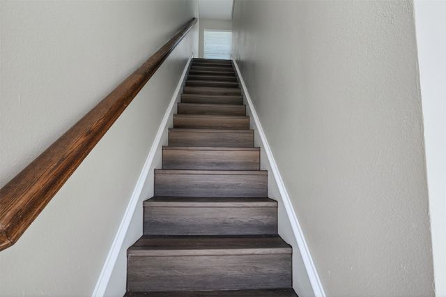 414 Fulton Street 100, Denton, TX 76201