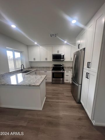 6530 S Farmer Avenue, Tempe, AZ 85283