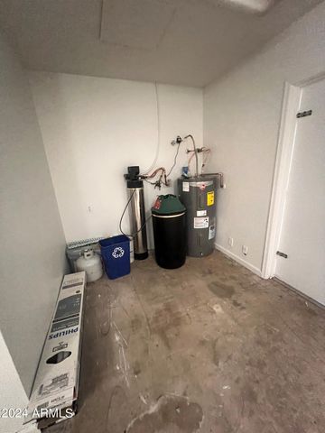 6530 S Farmer Avenue, Tempe, AZ 85283