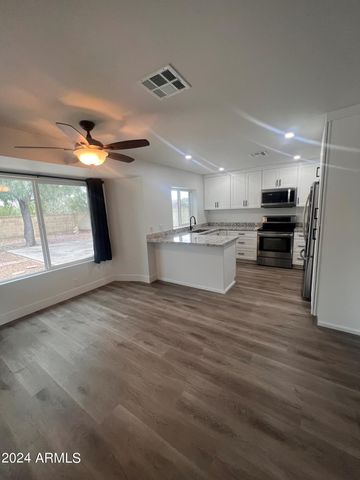 6530 S Farmer Avenue, Tempe, AZ 85283
