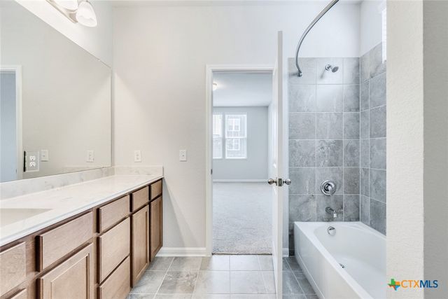 1628 Arbor Knot Drive, Kyle, TX 78640